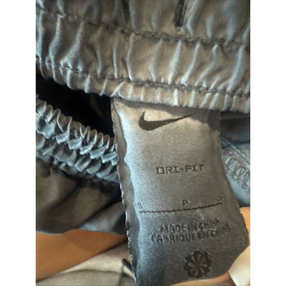 Nike Women’s Retro Fly Pants Dri-fit Gray Size Small NWT - Picture 7 of 10